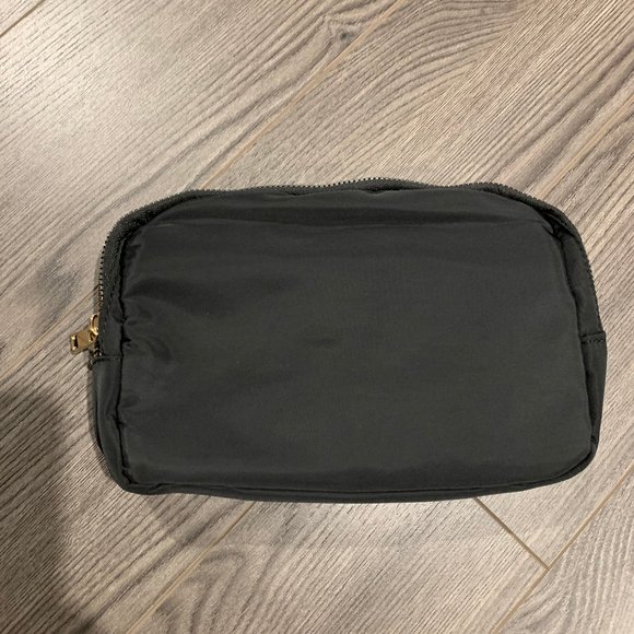 BELT BAG - BLACK - Picture 3 of 5